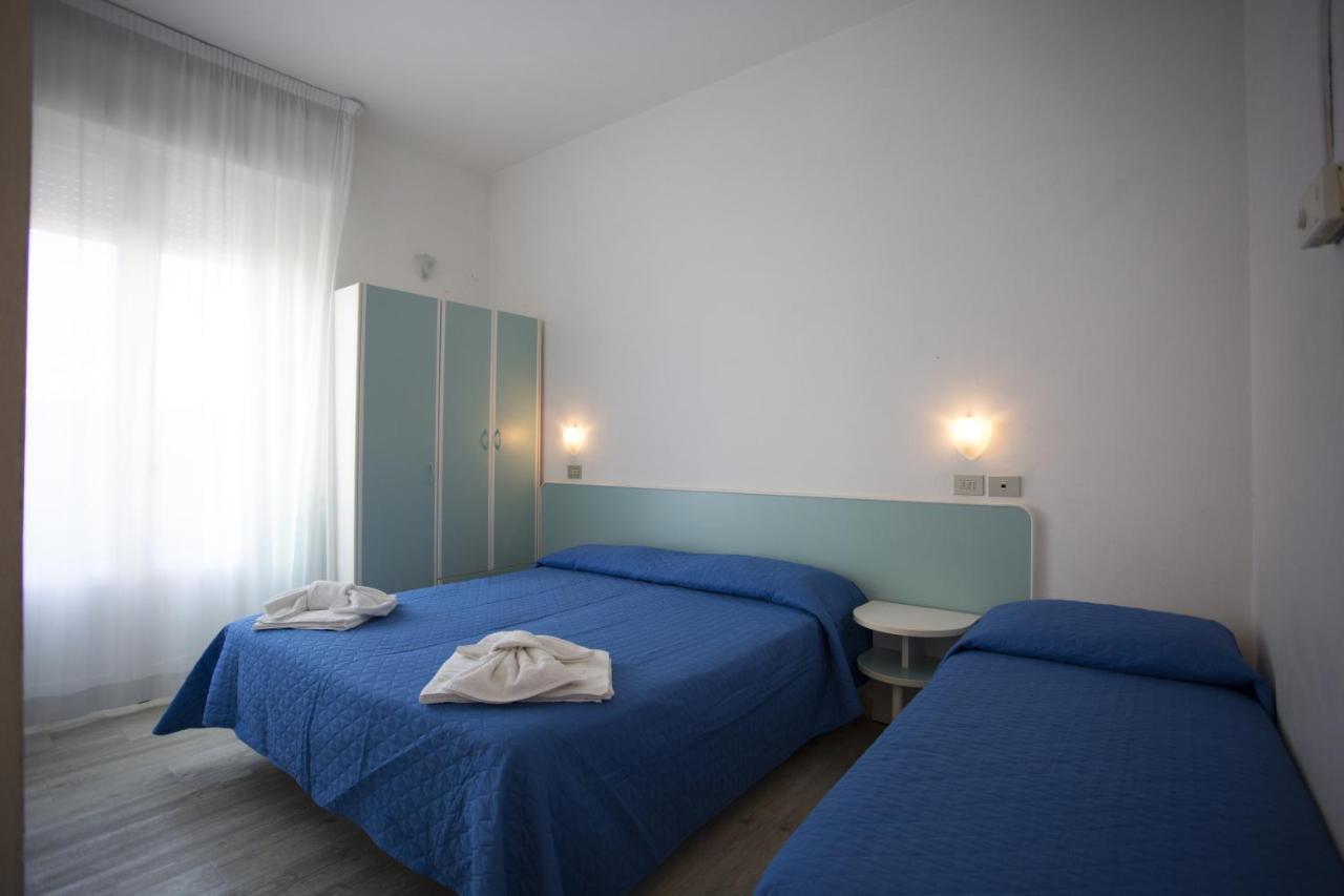 Hotel Savana 里米尼 外观 照片